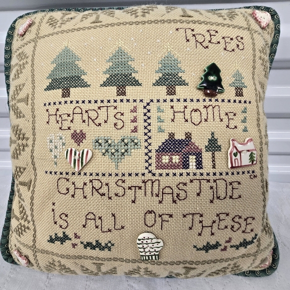 Vtg Handmade Christmas Crosstitched Folk Art Throw Pillow Ceramic Ornaments EUC - Picture 4 of 15